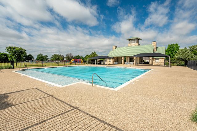 1215 Mallard Creek, Aubrey, TX 76227