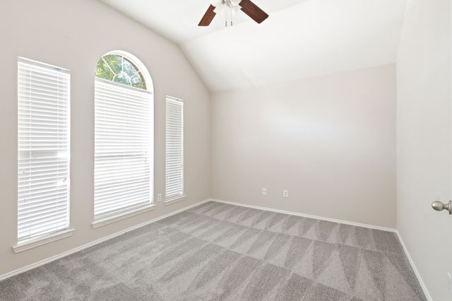 1215 Mallard Creek, Aubrey, TX 76227