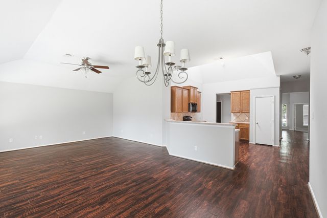 1215 Mallard Creek, Aubrey, TX 76227