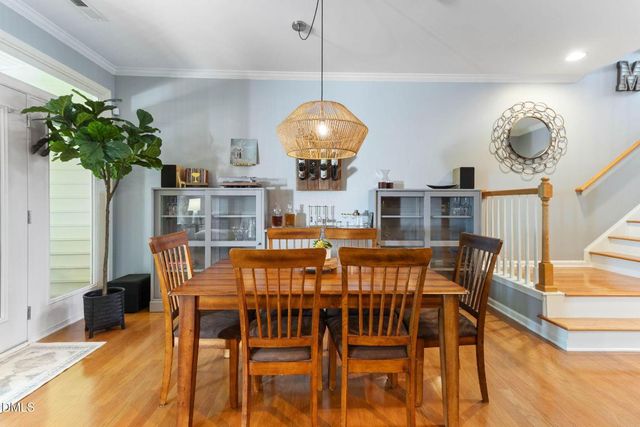 5912 Chivalry Court, Raleigh, NC 27612