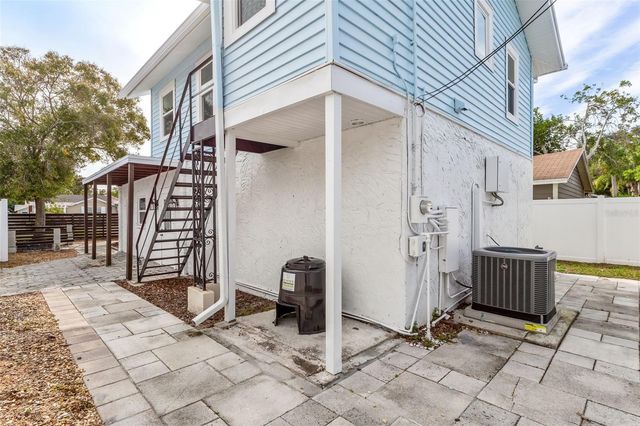 1159 35TH AVENUE N, St Petersburg, FL 33704