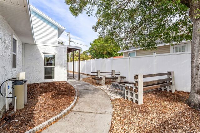 1159 35TH AVENUE N, St Petersburg, FL 33704