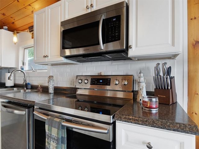 7027 Lake Bluff Road, Huron, NY 14590
