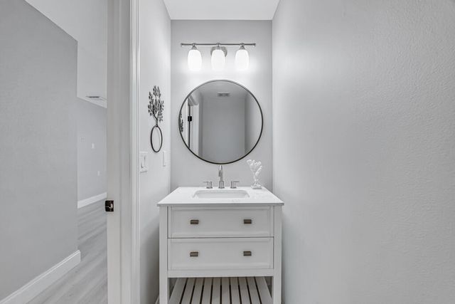 4825 SE Chiles Court, Stuart, FL 34997