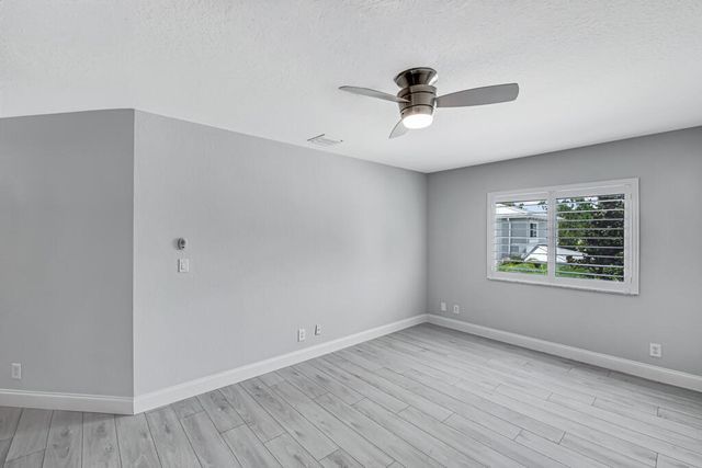 4825 SE Chiles Court, Stuart, FL 34997