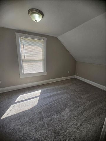 3738 BROOKLYN Avenue, Kansas City, MO 64109