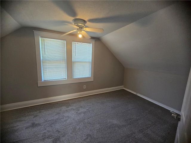 3738 BROOKLYN Avenue, Kansas City, MO 64109