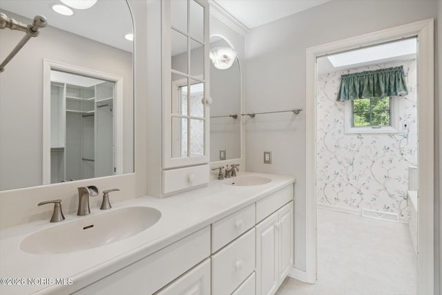 2949 Secretariat Road, Ottawa Hills, OH 43615