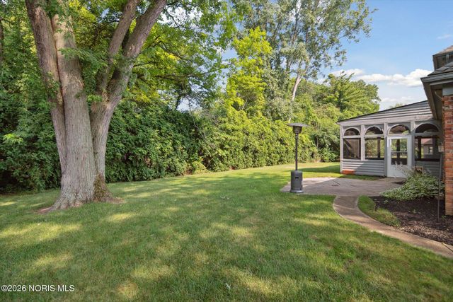 2949 Secretariat Road, Ottawa Hills, OH 43615