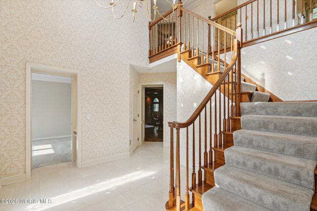 2949 Secretariat Road, Ottawa Hills, OH 43615