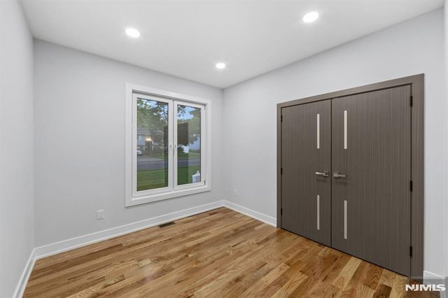 31-07 Morlot Avenue, Fair Lawn, NJ 07410