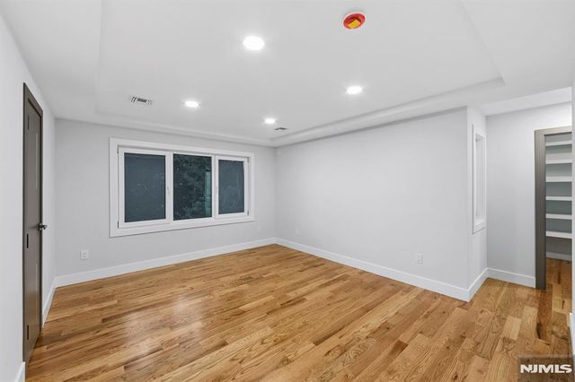 31-07 Morlot Avenue, Fair Lawn, NJ 07410