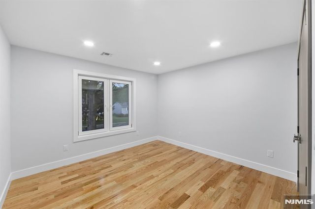 31-07 Morlot Avenue, Fair Lawn, NJ 07410