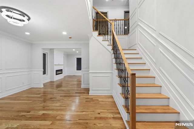 31-07 Morlot Avenue, Fair Lawn, NJ 07410