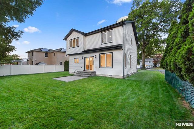 31-07 Morlot Avenue, Fair Lawn, NJ 07410