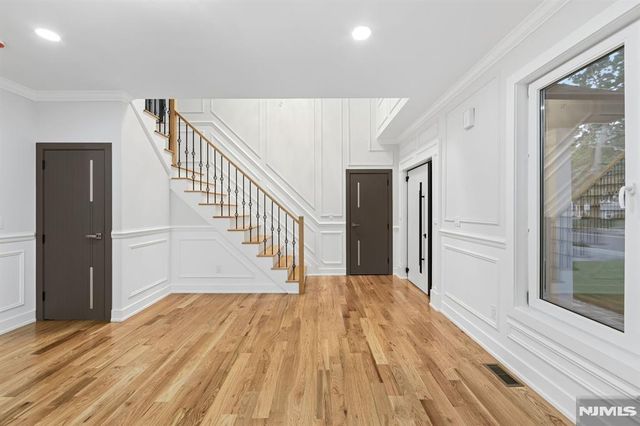 31-07 Morlot Avenue, Fair Lawn, NJ 07410