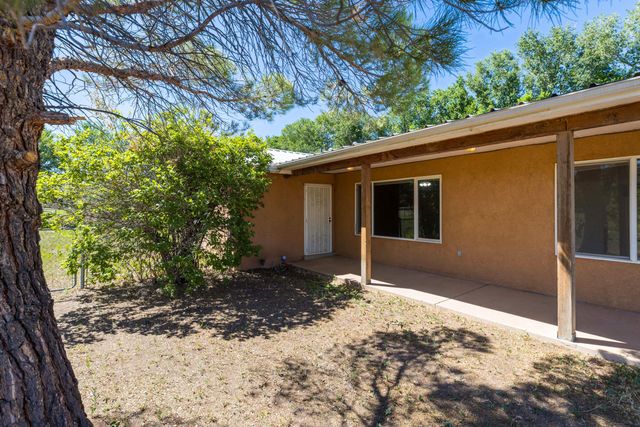 6 Archibeque Lane, Algodones, NM 87001