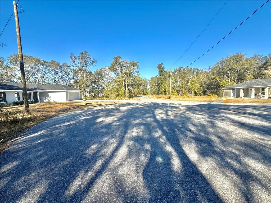 Image 2 of property listing at TBD LOCUST PASS CT, Ocala, FL 34472