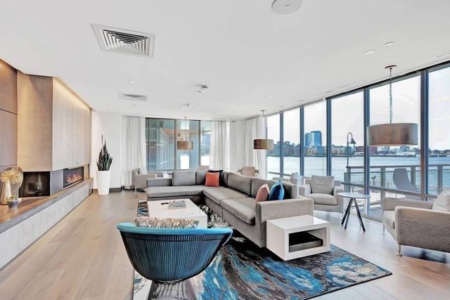 65 Lewis St U209, Boston, MA 02128