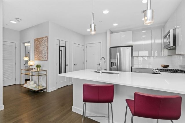 65 Lewis St U209, Boston, MA 02128