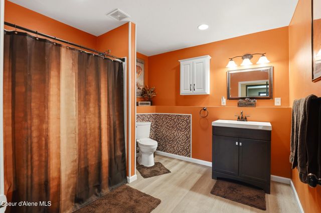 775 Three Bears RD, Priest River, ID 83856