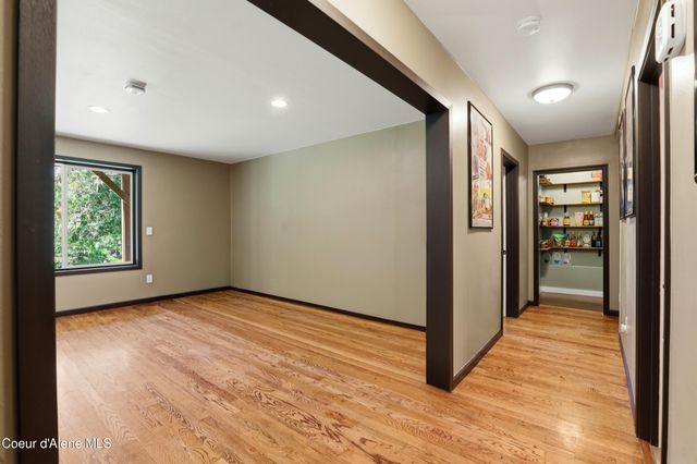 775 Three Bears RD, Priest River, ID 83856