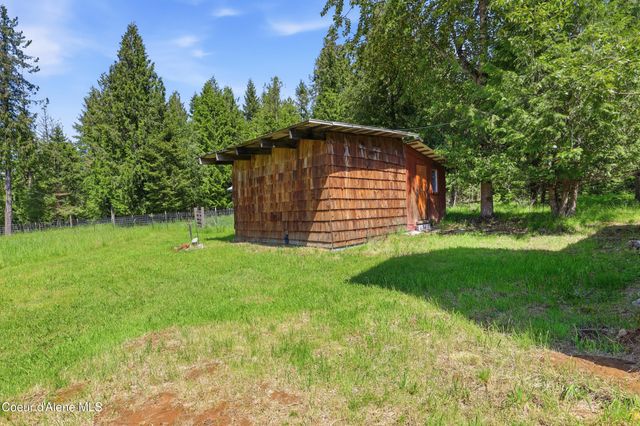 775 Three Bears RD, Priest River, ID 83856