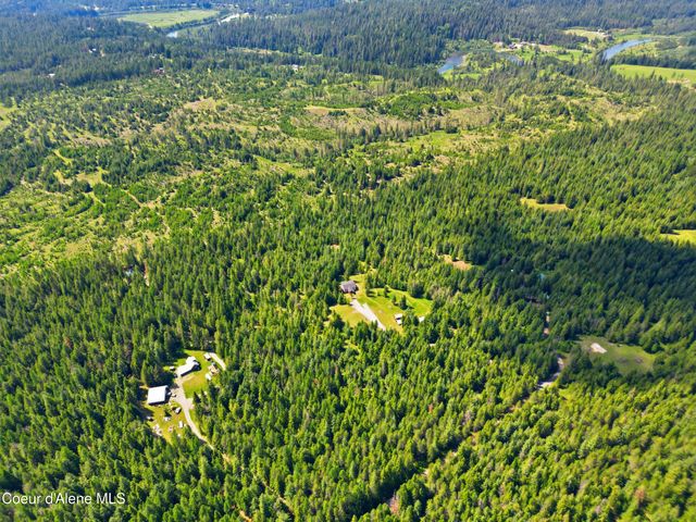 775 Three Bears RD, Priest River, ID 83856