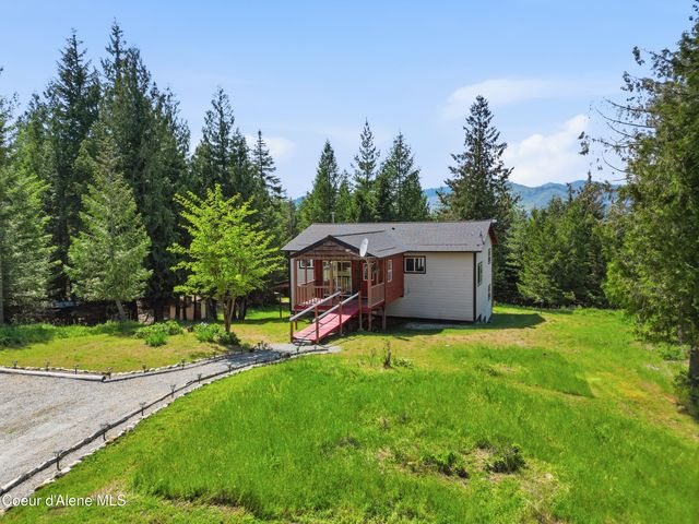 775 Three Bears RD, Priest River, ID 83856