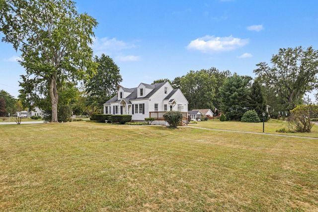 2703 Greenwood Avenue, Trail Creek, IN 46360