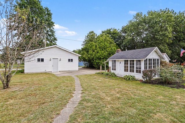2703 Greenwood Avenue, Trail Creek, IN 46360