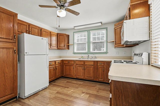 2703 Greenwood Avenue, Trail Creek, IN 46360