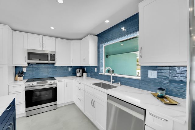3431 NE 26th Avenue, Lighthouse Point, FL 33064