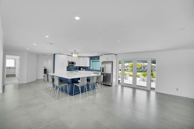 3431 NE 26th Avenue, Lighthouse Point, FL 33064