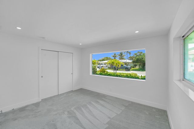3431 NE 26th Avenue, Lighthouse Point, FL 33064
