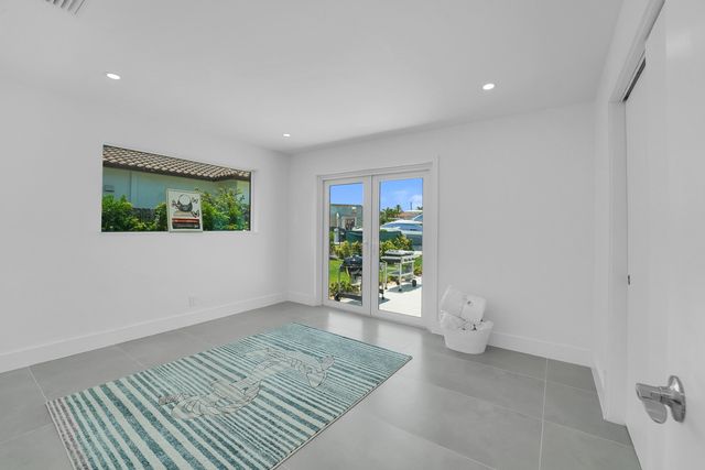 3431 NE 26th Avenue, Lighthouse Point, FL 33064