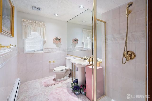 3 Anthony Avenue, Edison, NJ 08820