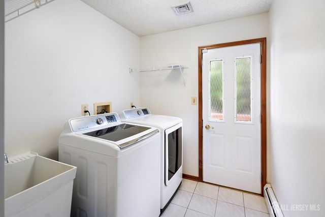 3 Anthony Avenue, Edison, NJ 08820