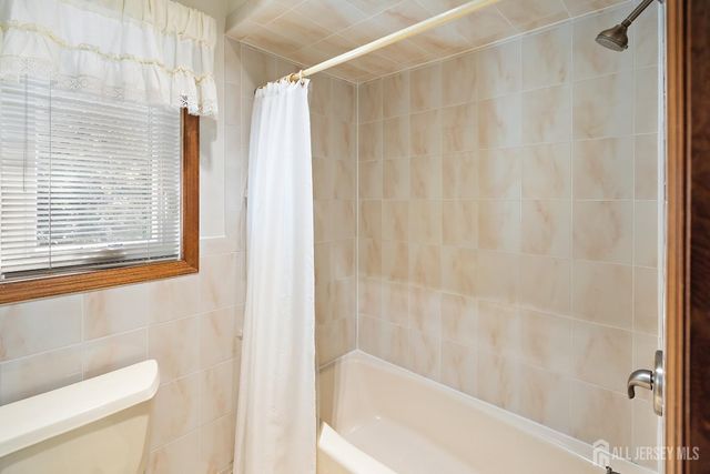 3 Anthony Avenue, Edison, NJ 08820