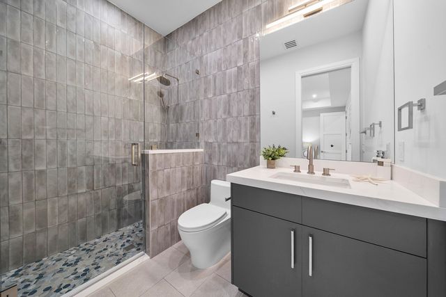 731 SE 4TH Avenue, Delray Beach, FL 33483