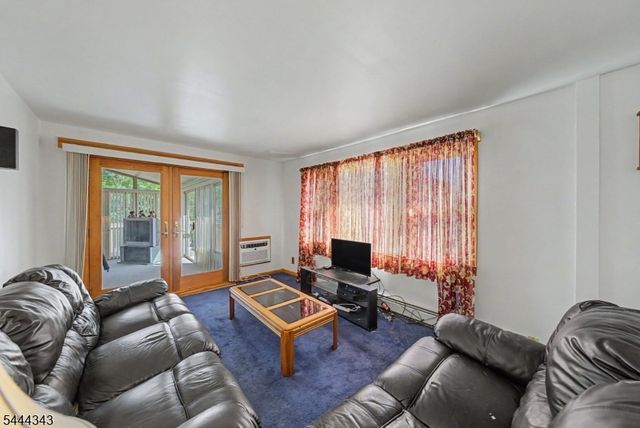 1 Clark St, Mine Hill Twp., NJ 07803