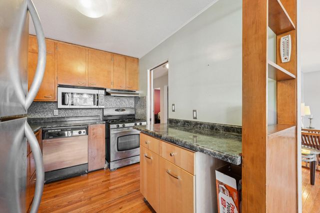 2500 Blaisdell Avenue 211, Minneapolis, MN 55404