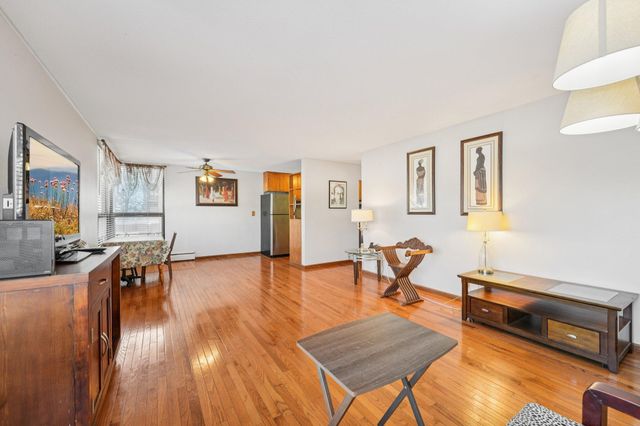 2500 Blaisdell Avenue 211, Minneapolis, MN 55404