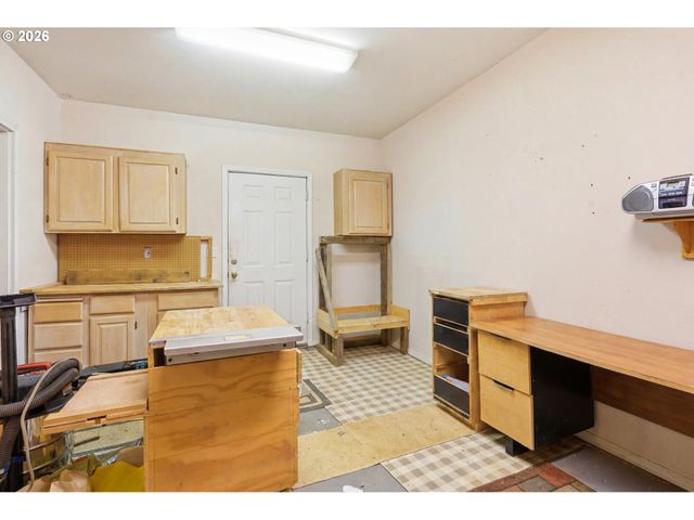 2640 VINTAGE Ave, Salem, OR 97306