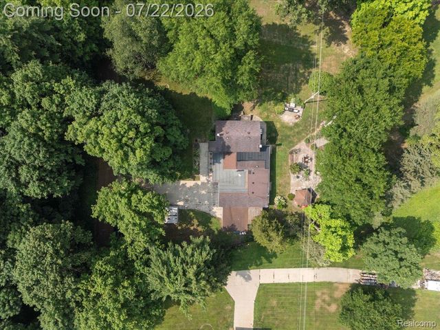 16036 Worden Road, Groveland Township, MI 48442