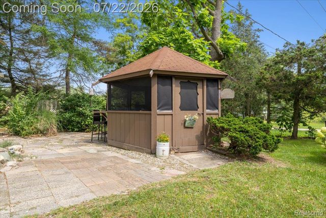 16036 Worden Road, Groveland Township, MI 48442