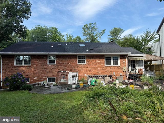 1917 GREAT FALLS ST, Mclean, VA 22101