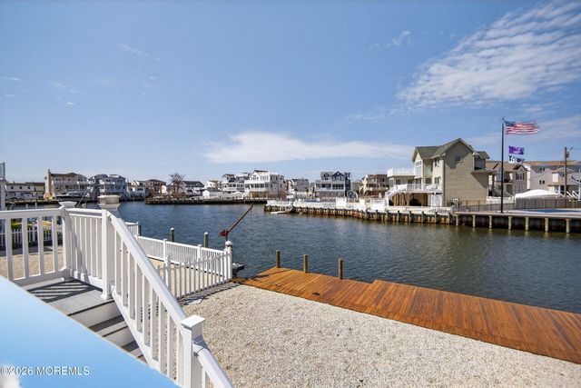 59 Jeffrey Drive, Manahawkin, NJ 08050