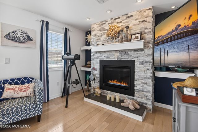 59 Jeffrey Drive, Manahawkin, NJ 08050