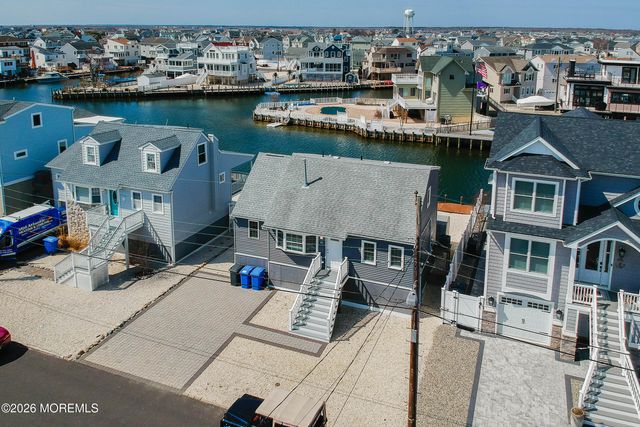 59 Jeffrey Drive, Manahawkin, NJ 08050